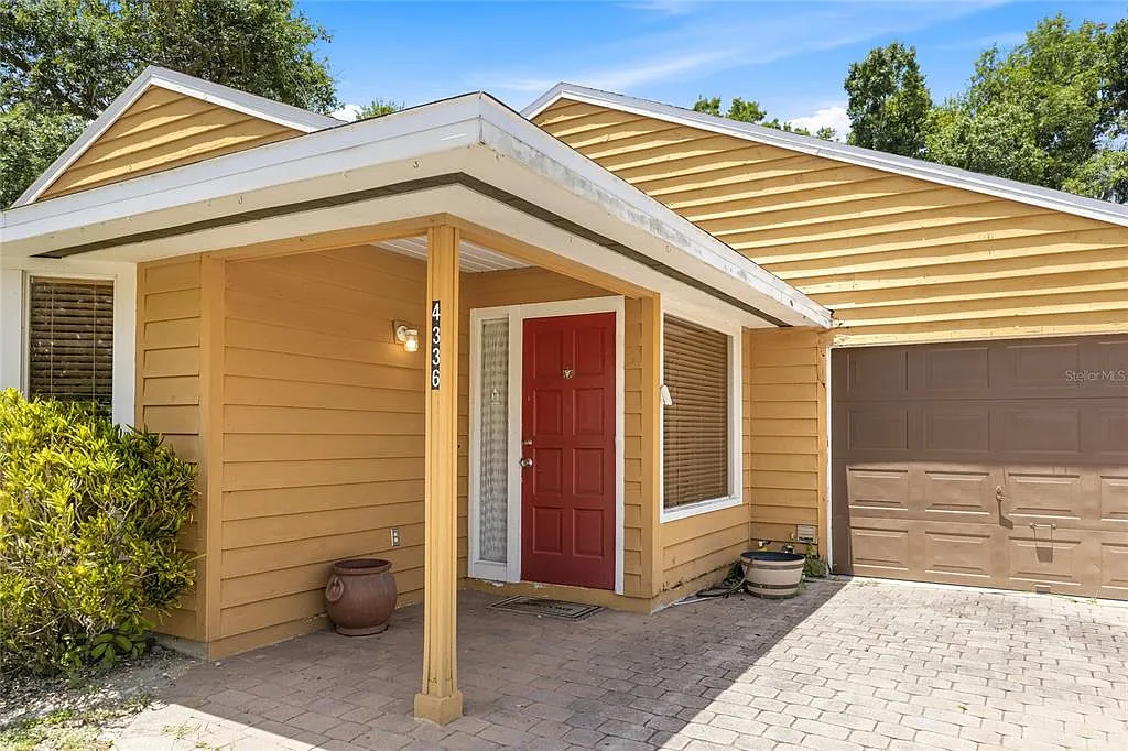 2 bed, 2.0 bath, 1651 sqft, $2,300 — Photo 3