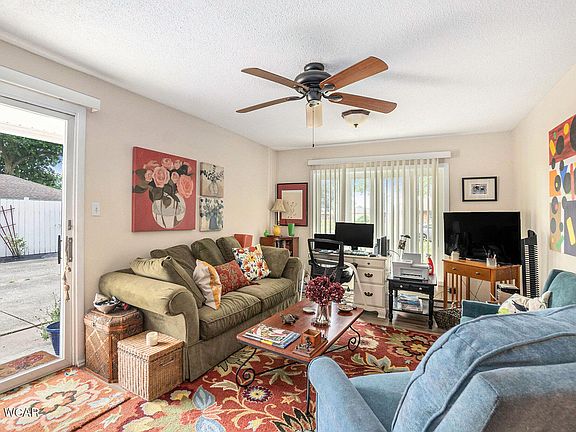 5th image of 715 Wildwood Ave