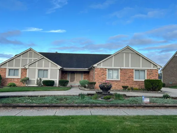 51173 Sandshores Dr, Shelby Township, MI 48316