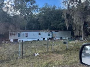 115 Cherokee Dr, Interlachen, FL 32148