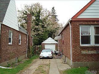 1st image of 23106 131st Ave