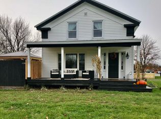 201 Woolsey St, Sackets Harbor, NY 13685
