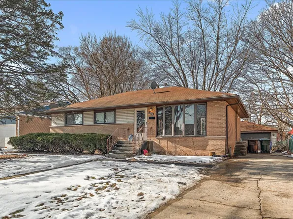 22720 Ridgeway Ave, Richton Park, IL 60471