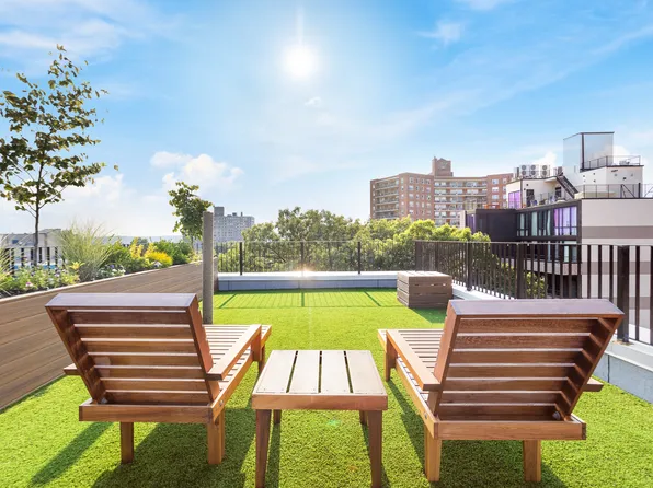 3707 Blackstone Avenue image 21 of 35