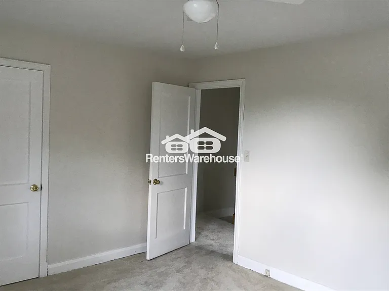 6518 Loch Hill Ct — Photo 16