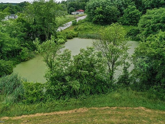 3rd image of 1730 Us Highway 22 NE