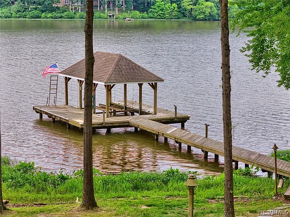 5th image of 13231 Chesdin Landing Dr