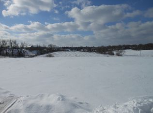 106 Brentwood Ct, Mount Horeb, WI 53572