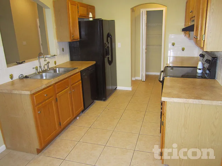 3470 Citation Dr — Photo 3