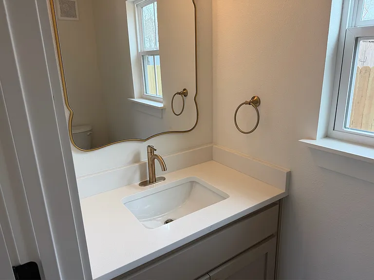 408 2nd Ave SW — Photo 10