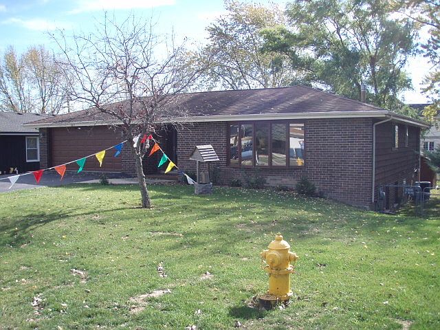 1st image of 8817 W 98th St