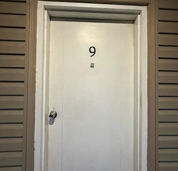 211 Elm St #9 — Photo 1
