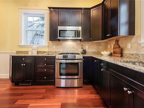 5th image of 76 Hope St #1