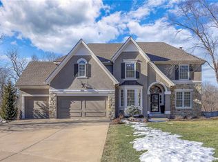 7106 Mullens Rd, Shawnee, KS 66216