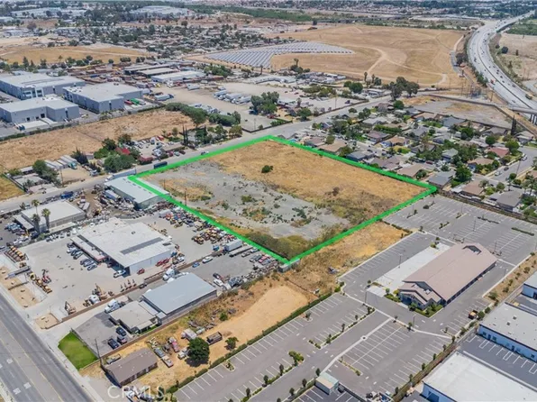 5510 28th St #3, Riverside, CA 92509