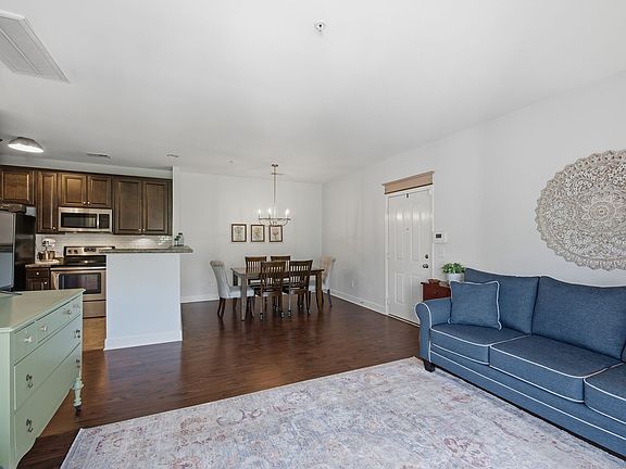 3rd image of 4846 Bevendean Dr #14
