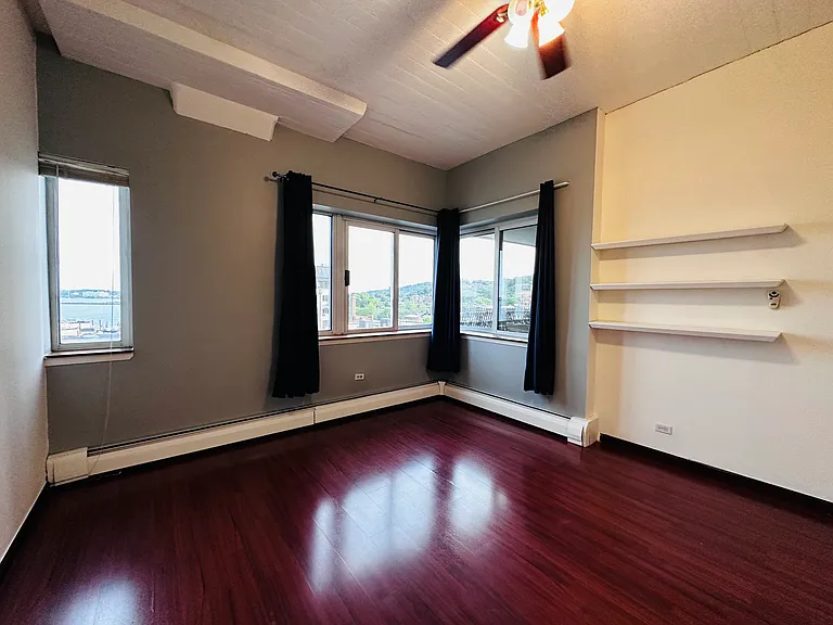 80 Bay Street Lndg #8F — Photo 21