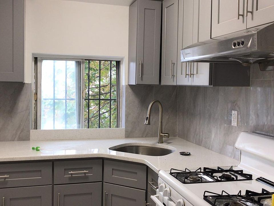 2nd image of 4337 Smart St Floor 2