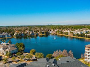 4480 Deerwood Lake Pkwy UNIT 527, Jacksonville, FL 32216