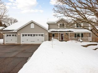 2200 Stanich St, Saint Paul, MN 55109