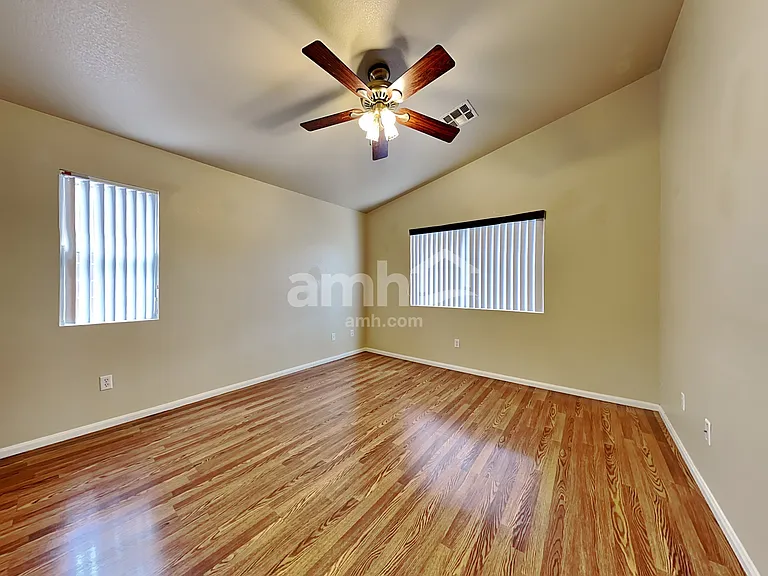 909 Ortega Hill Ln — Photo 9