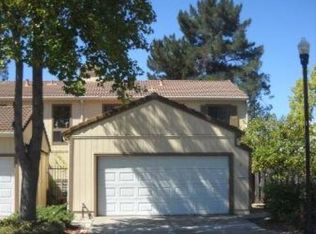 5 Bluff Ct, Hercules, CA 94547
