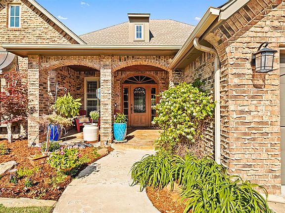4th image of 13101 Blue Canyon Cir