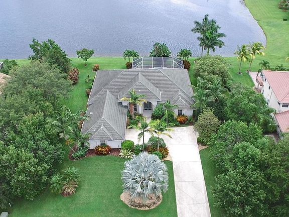 4th image of 5547 SW Coral Tree Ln