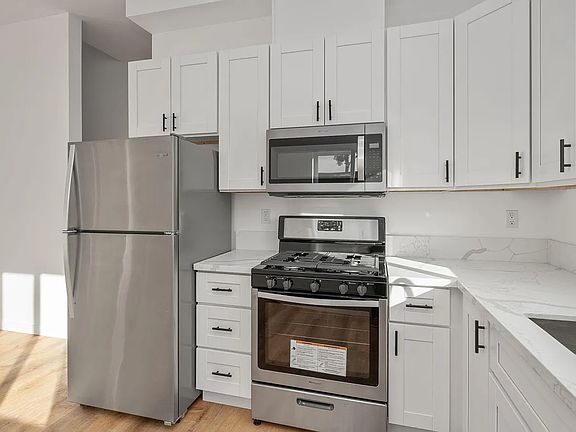 2nd image of 4161 Clairemont Mesa Blvd #4163-2