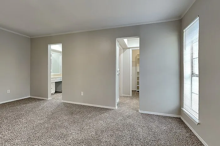 3110 Berkshire Dr — Photo 10