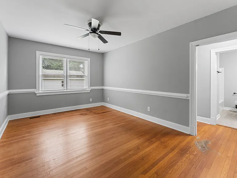 2501 Williams St — Photo 13