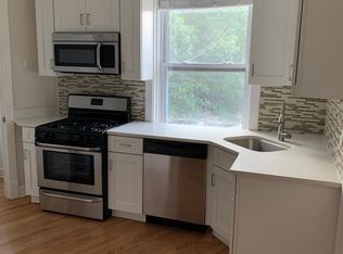3333 N Paulina St, Chicago, IL 60657