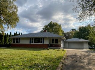 1910 S Race St, Urbana, IL 61801