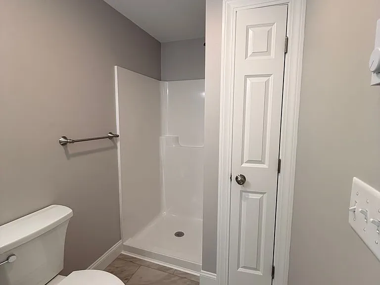 439 Main St — Photo 9