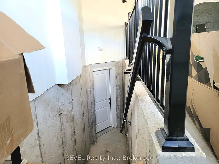 171 Bur Oak Dr — Photo 36