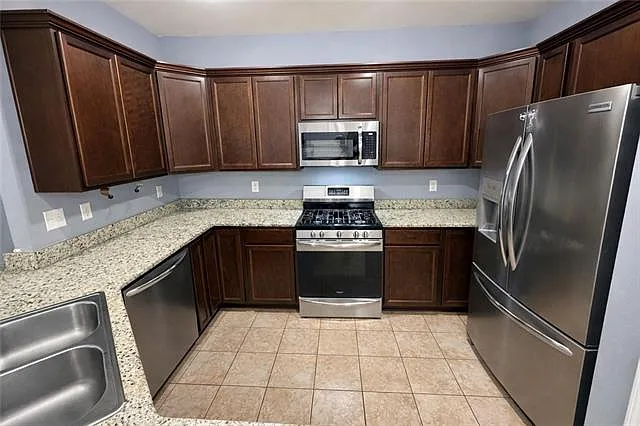 42293 Atmore Pl — Photo 4