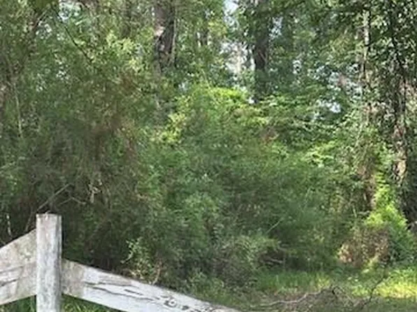 Chemekette Rd, Robert, LA 70455