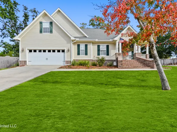 10017 Sanctuary Blvd, Ocean Springs, MS 39564