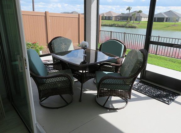 Lanai Waterview