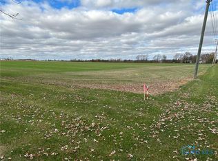 4447 Kilburn Rd, Berkey, OH 43504