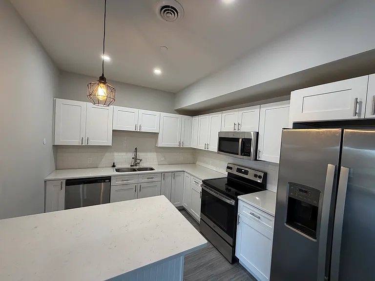 255 Washington Ave #31 — Photo 3