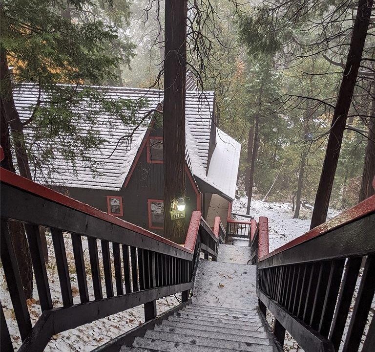 1st image of 23884 Scenic Dr