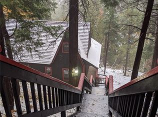 23884 Scenic Dr, Crestline, CA 92325