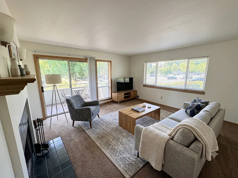4980 S Landing Dr #204 — Photo 8