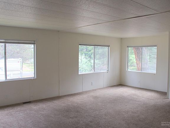 2nd image of 19959 Alderwood Cir