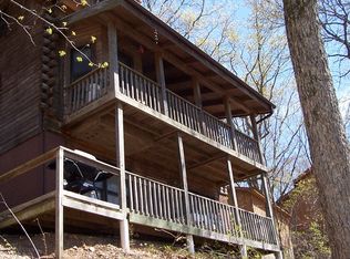 47 Skyview Ln, Eureka Springs, AR 72631