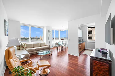Rented by Nest Seekers International