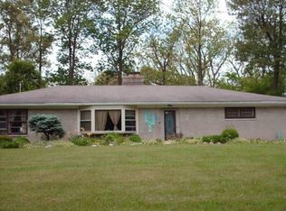 1311 White Oak Dr, Springfield, OH 45504
