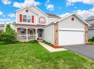 2331 N Periwinkle Way, Round Lake Beach, IL