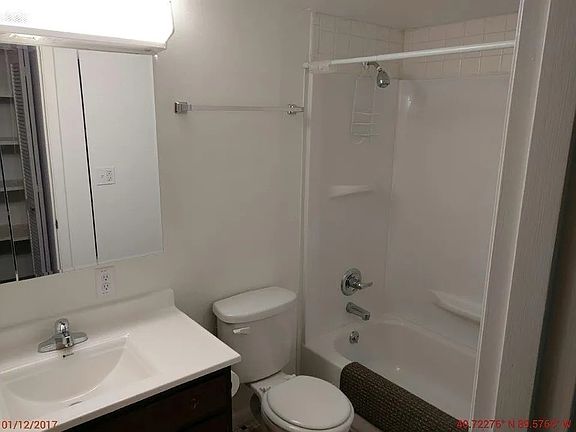 2nd image of 1226 E Maywood Ave #108